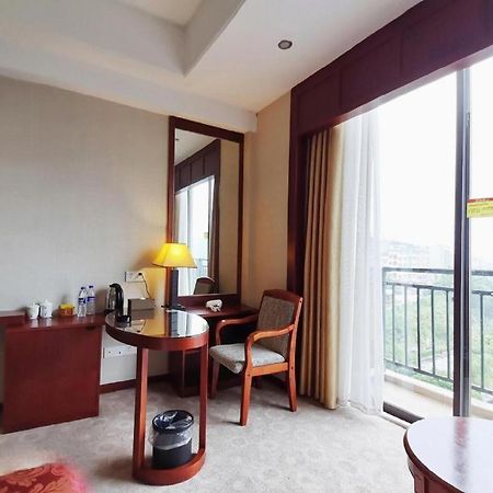 Yongding Longyan Capital International Hot Spring Resort מראה חיצוני תמונה