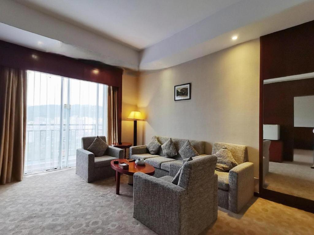 Yongding Longyan Capital International Hot Spring Resort מראה חיצוני תמונה