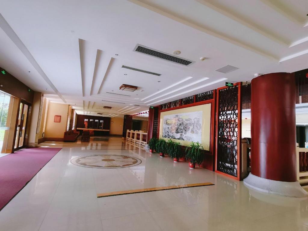 Yongding Longyan Capital International Hot Spring Resort מראה חיצוני תמונה